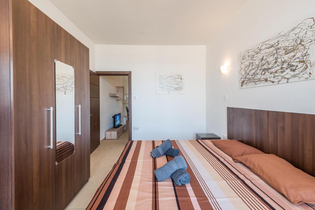 Seashells 2 Bedroom Apartments With Terrace, Just Off The Bugibba Promenade - By Getwaysmalta San Pawl il-Baħar Eksteriør bilde